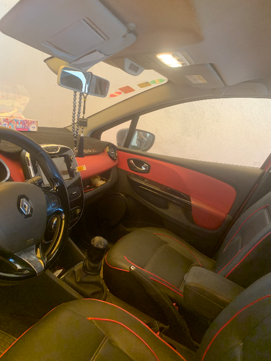 Renault Clio - Photo 2