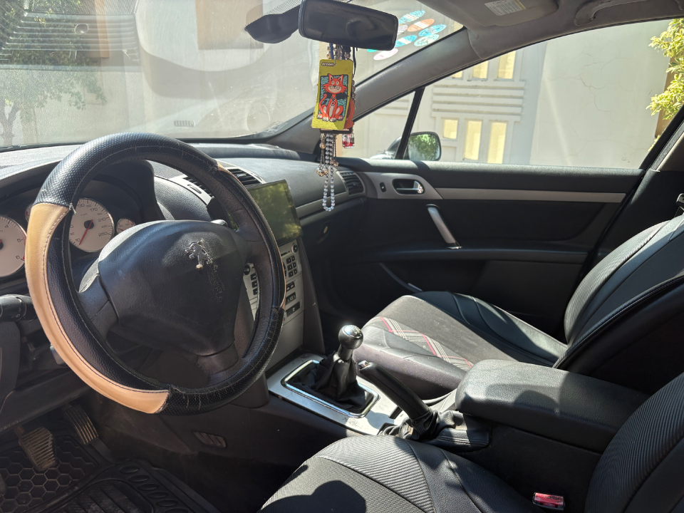 Peugeot 407 - Photo 9