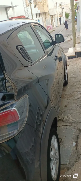 Mahindra KUV 100 - Photo 6