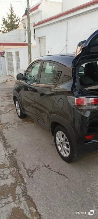 Mahindra KUV 100 - Photo 5