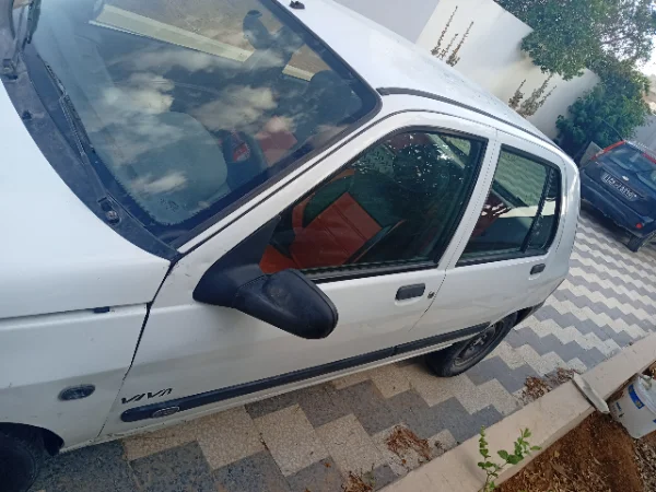 Renault Clio - Photo 2
