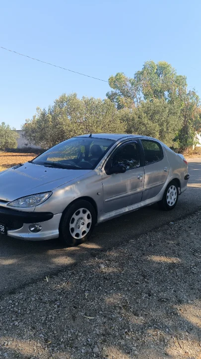 Peugeot 206 - Photo 6