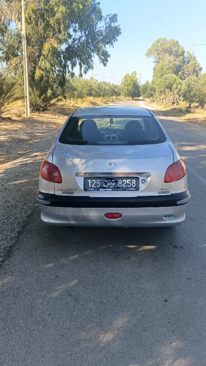 Peugeot 206 - Photo 5