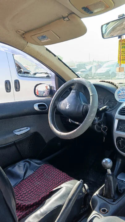 Peugeot 206 - Photo 3