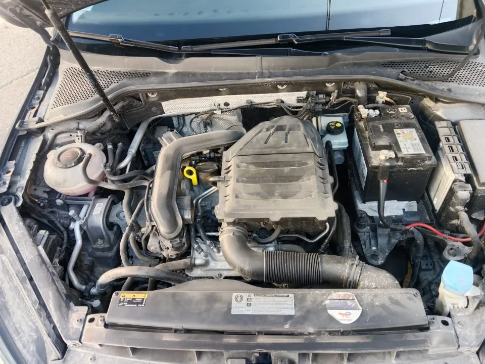 Volkswagen Golf - Photo 11