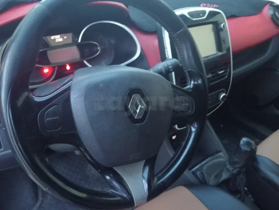 Renault Clio - Photo 5