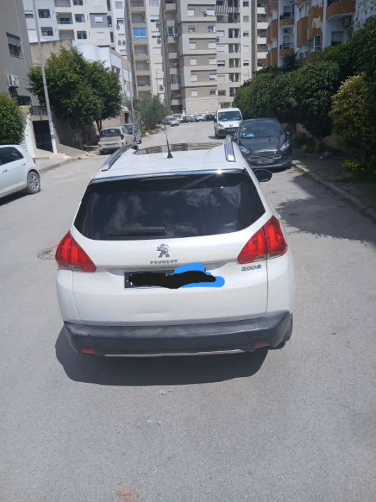 Peugeot 2008 - Photo 3