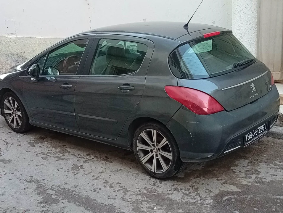 Peugeot 308 - Photo 7