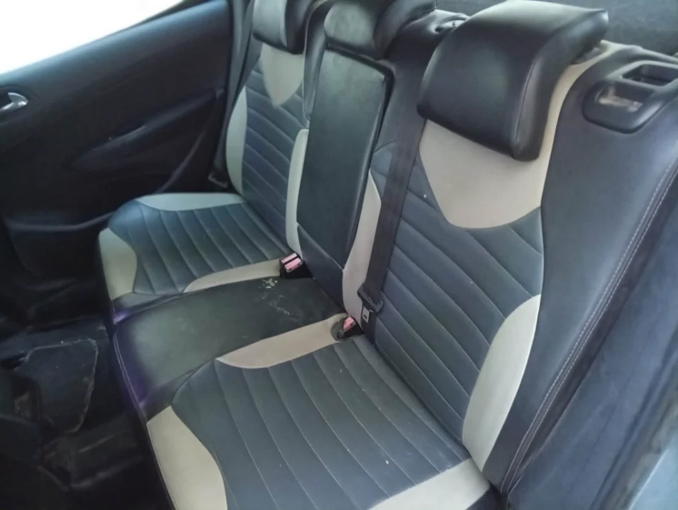 Peugeot 308 - Photo 5