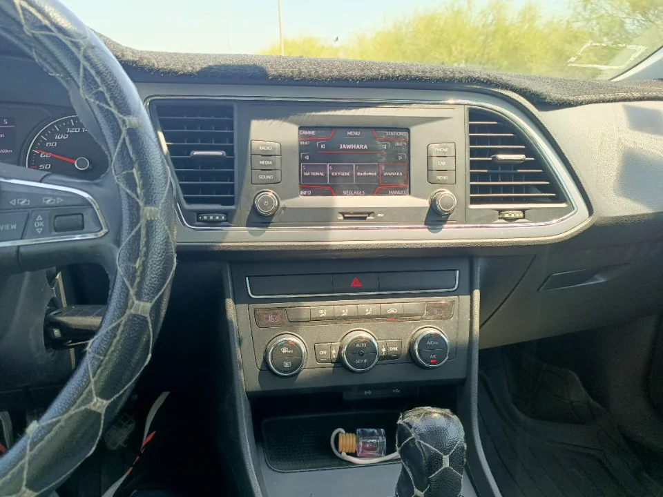 Seat Leon - Photo 9