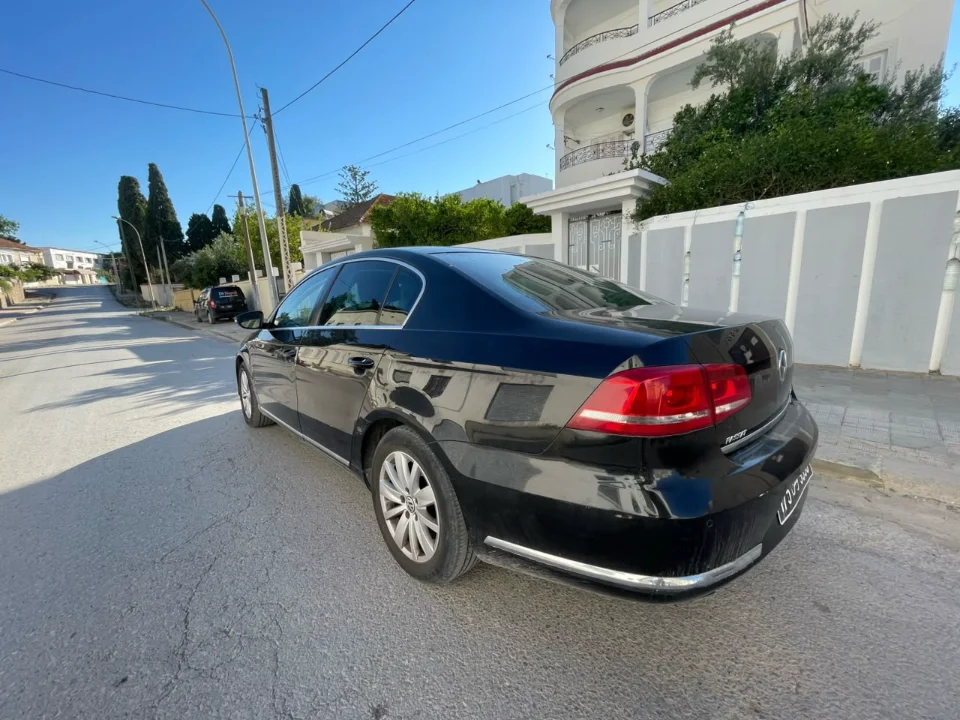 Volkswagen Passat - Photo 5