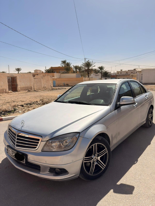Mercedes Classe C - Photo 12