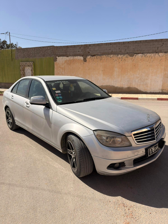 Mercedes Classe C - Photo 11