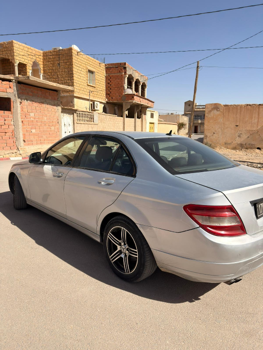 Mercedes Classe C - Photo 9
