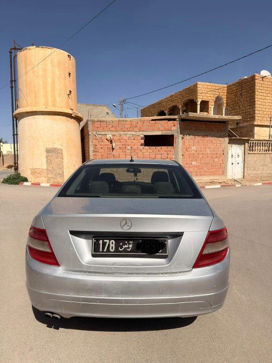 Mercedes Classe C - Photo 8