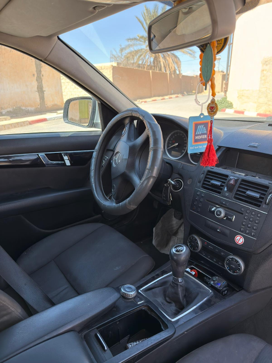 Mercedes Classe C - Photo 7