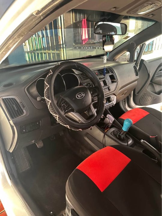 Kia RIO - Photo 6