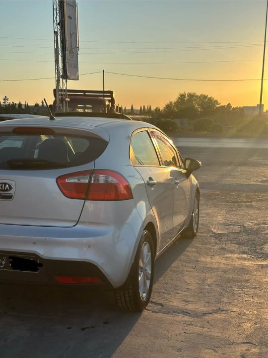 Kia RIO - Photo 3