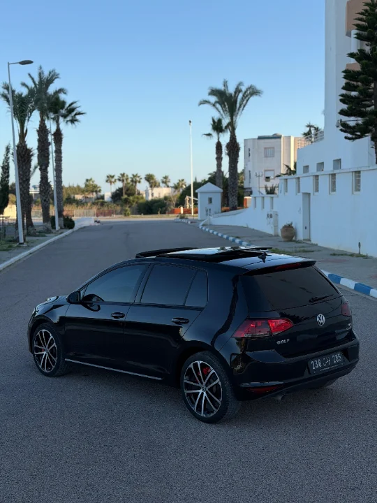 Volkswagen Golf - Photo 9