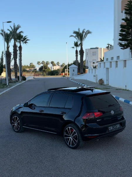 Volkswagen Golf - Photo 9