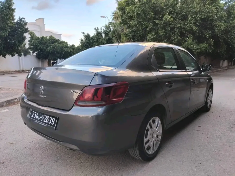 Peugeot 301 - Photo 6