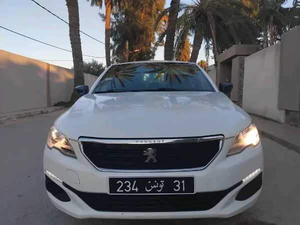 Peugeot 301 2023 Essence