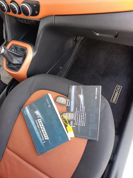Hyundai I10 SOCIETE - Photo 9