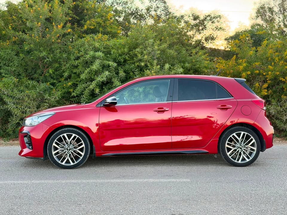 Kia RIO - Photo 3