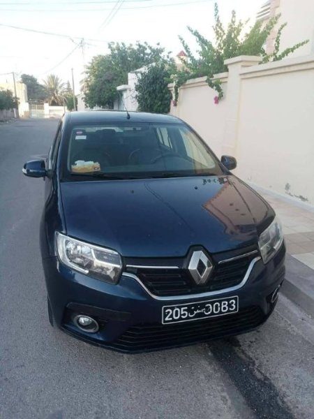 À vendre Renault Symbol 3 année 2018 en bon état