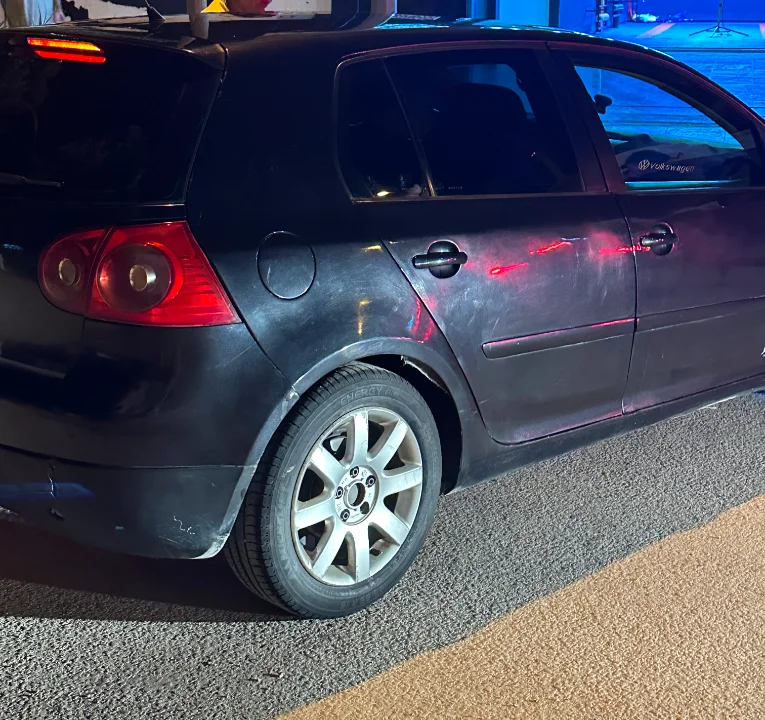 Volkswagen Golf 5 - Photo 4