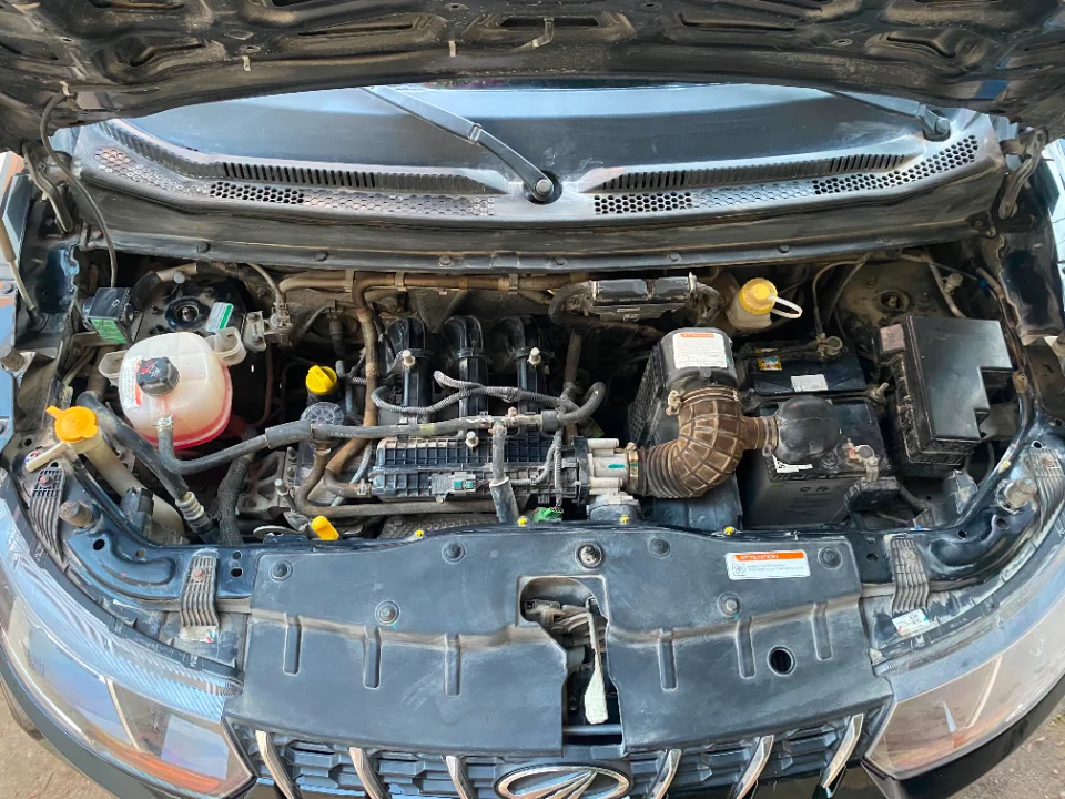 Mahindra KUV 100 - Photo 5