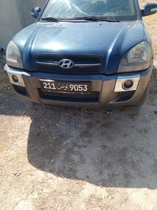 Hyundai TUCSON - Photo 2