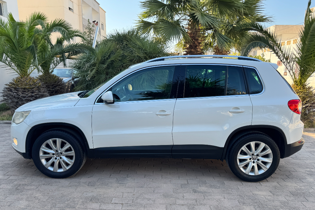 Volkswagen Tiguan - Photo 6