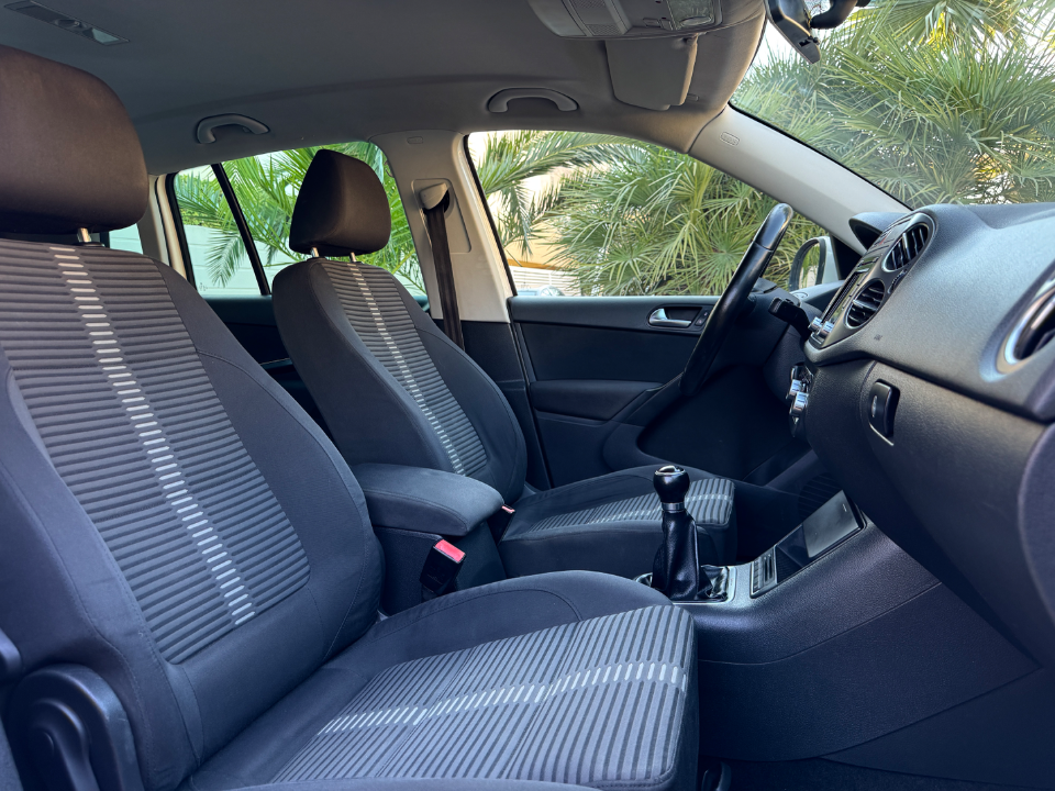 Volkswagen Tiguan - Photo 5