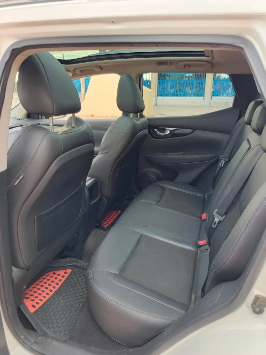 Nissan Qashqai - Photo 6
