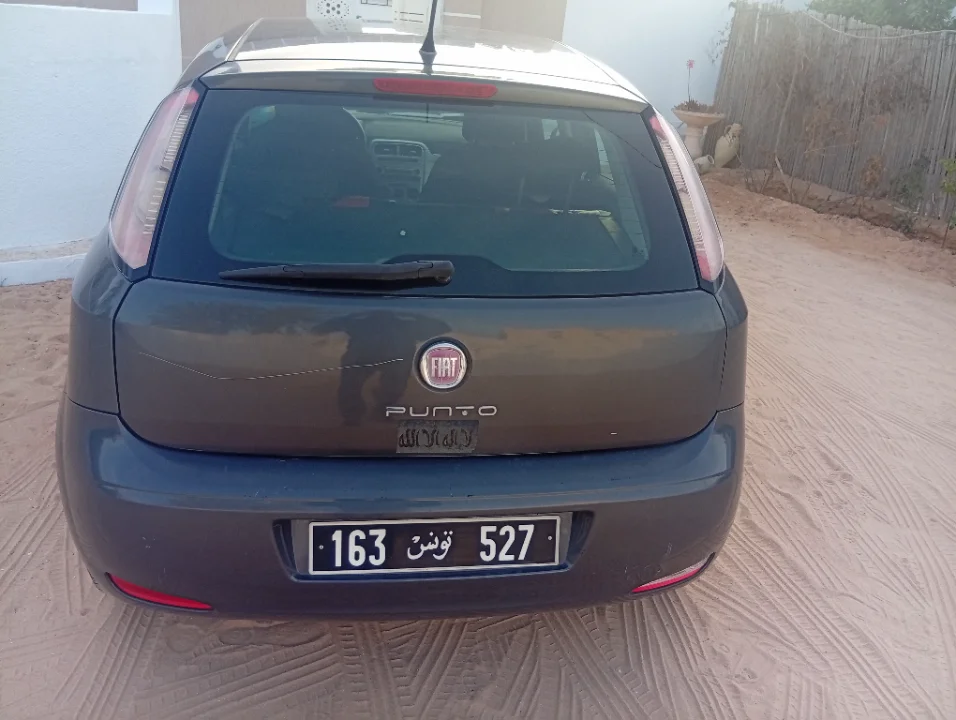 Fiat GRANDE PUNTO - Photo 2