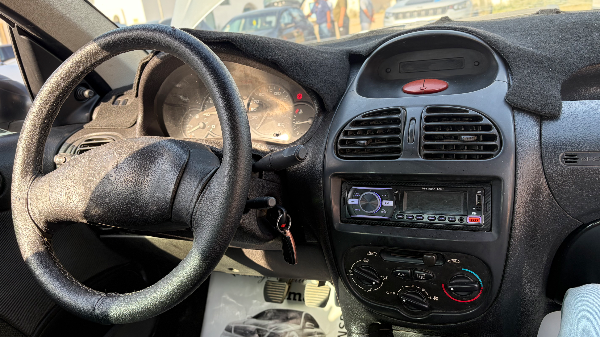 Peugeot 206 - Photo 5