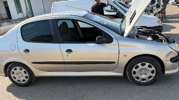 Peugeot 206 - Photo 3