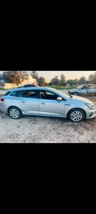 Renault Megane - Photo 5