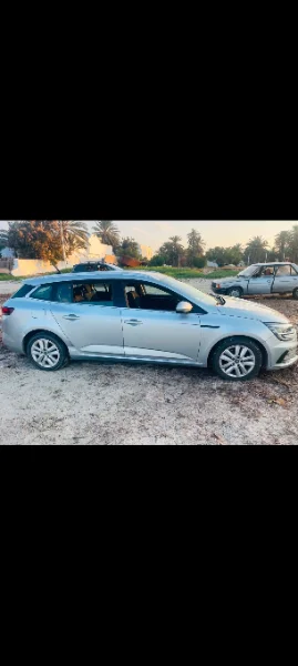 Renault Megane - Photo 5