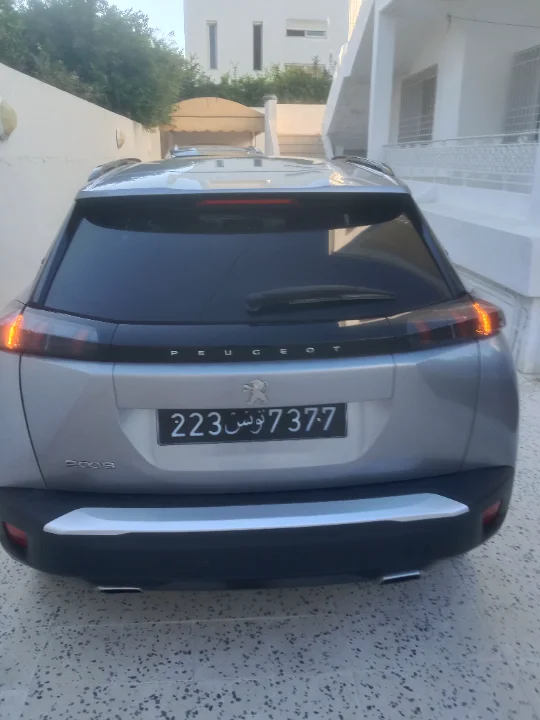 Peugeot 2008 - Photo 12