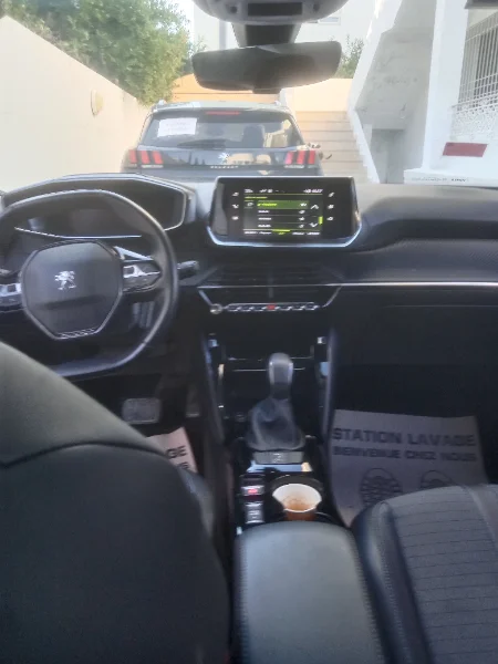 Peugeot 2008 - Photo 6