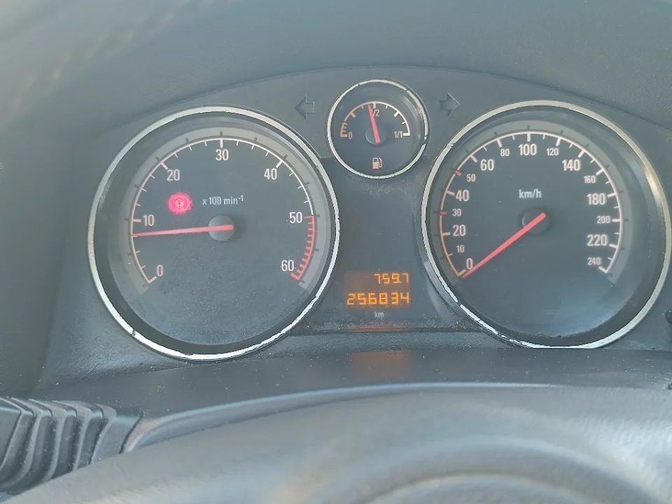 Opel Astra - Photo 5