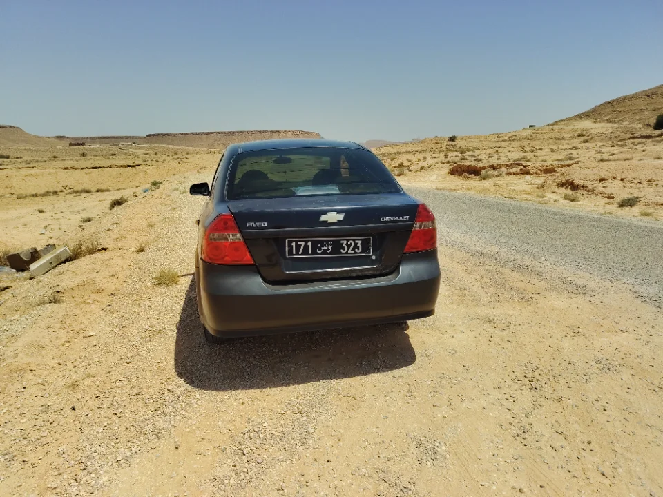 Chevrolet AVEO - Photo 2