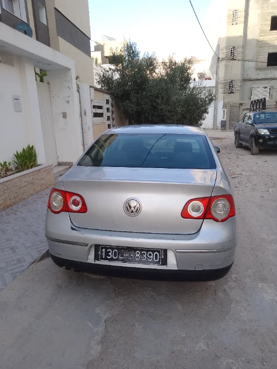 Volkswagen Passat - Photo 7