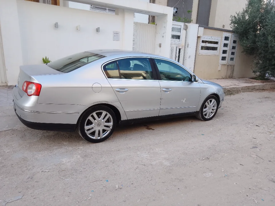 Volkswagen Passat - Photo 3