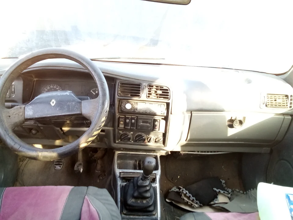 Renault R19 - Photo 2