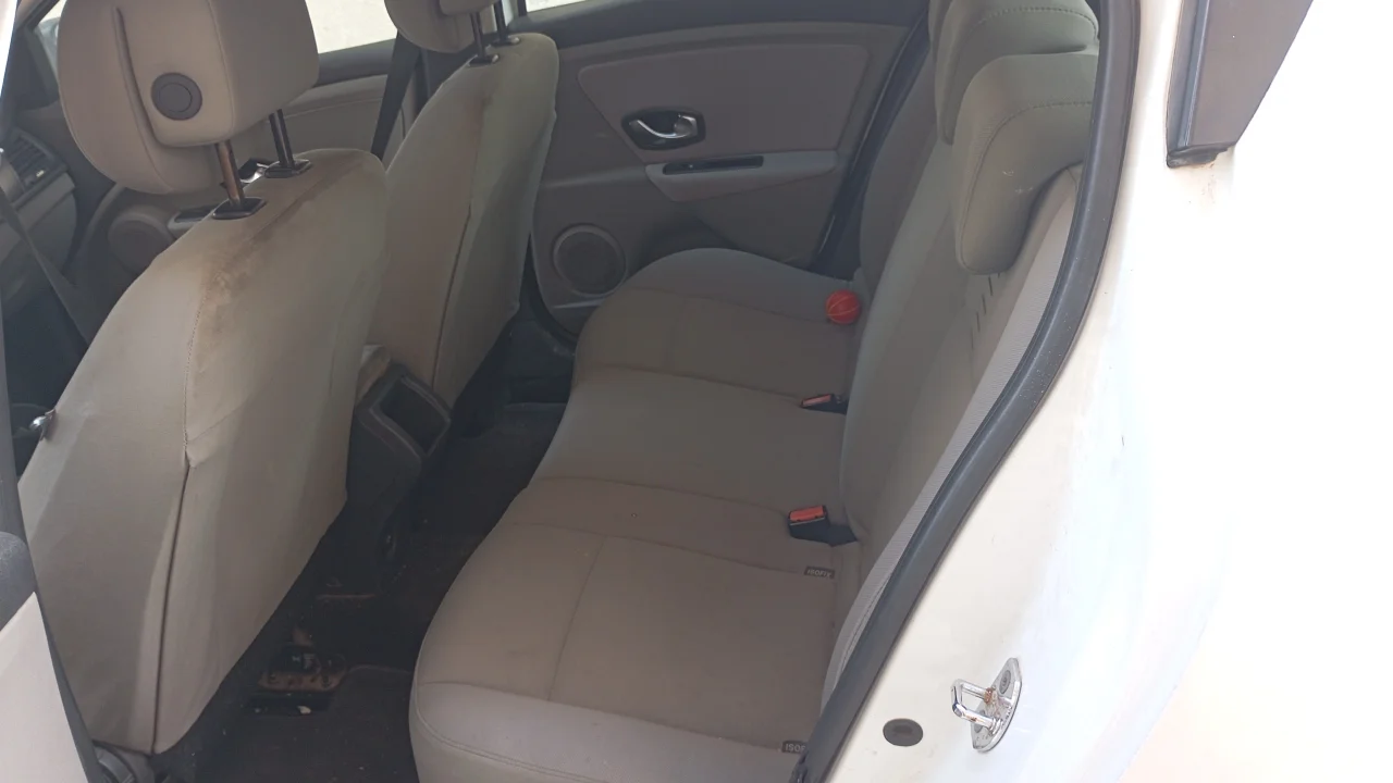 Renault Megane - Photo 4