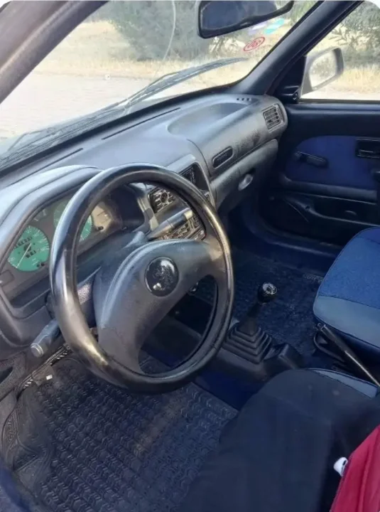 Peugeot 106 - Photo 2