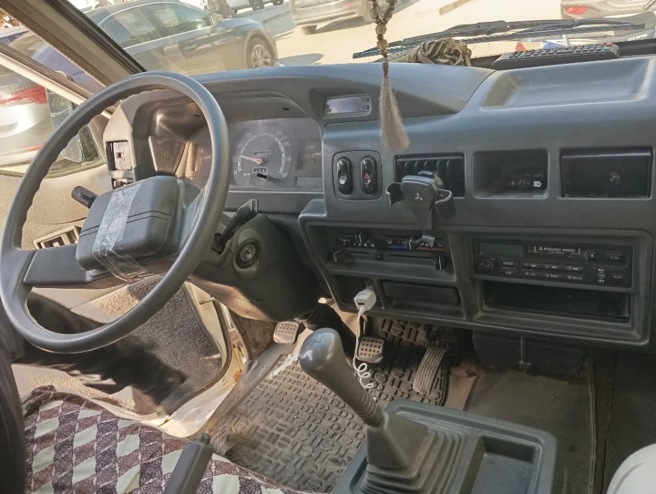 Mitsubishi Autres - Photo 6